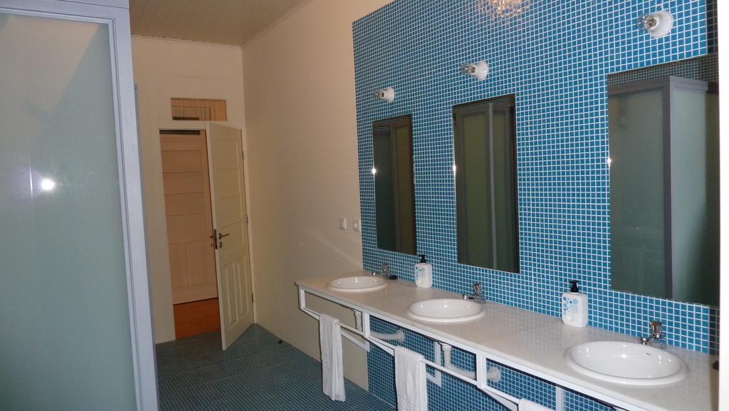 Santiago 31 Hostel กิมาไรส์ ภายนอก รูปภาพ